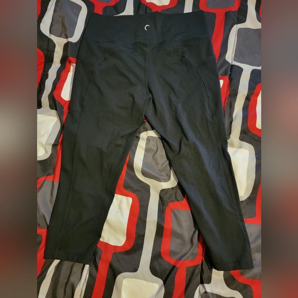 Zyia Hi-Rise Capri 20" sz 16-18